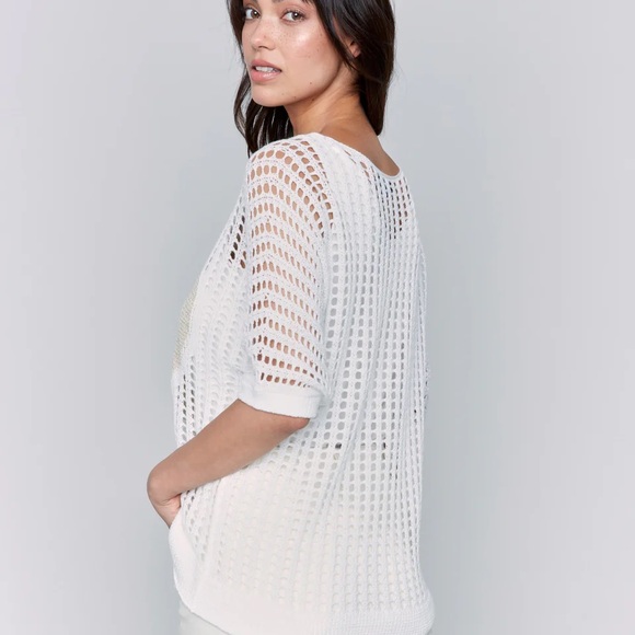 Trendy White Heart Knit Sweater - Picture 3 of 3